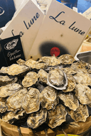 La Lune N°3, Carantec, Brittany | Box of Live Oysters | Avant Fine Foods Market Place Singapore